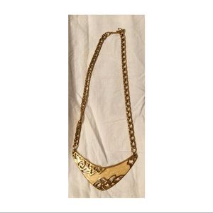 Vintage 70s Trifari necklace